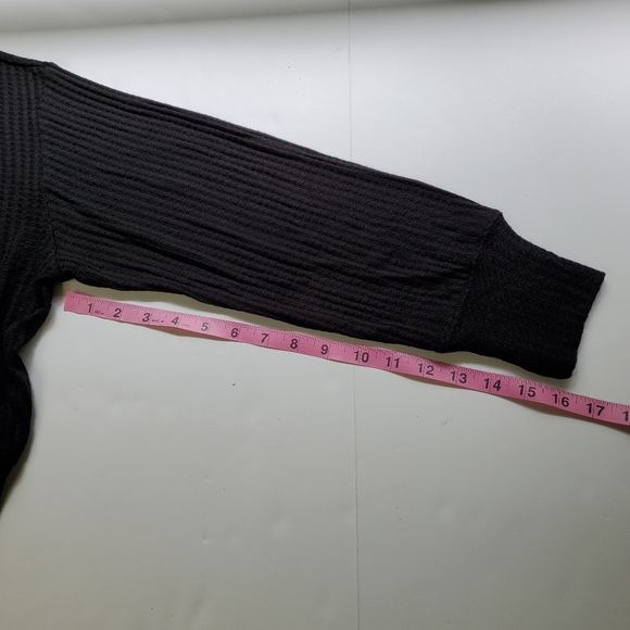 Chaser - Picture 7 of 16